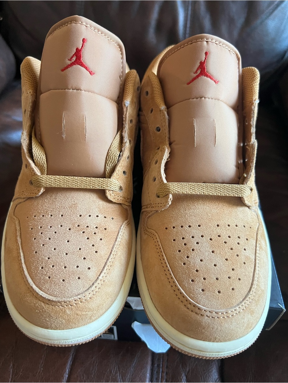 Jordan Flaxx Low-Top Sneakers in Wheat Tan